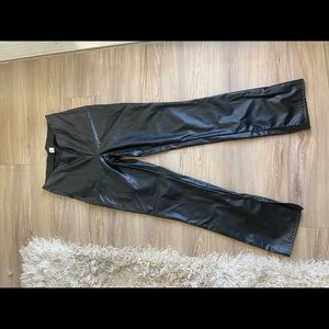 LEATHER PANTS